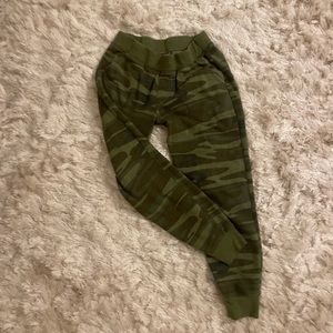 Super comfy joggers - xs